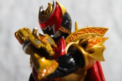 S.H.Figuarts Kamen Rider Kiva Emperor Form